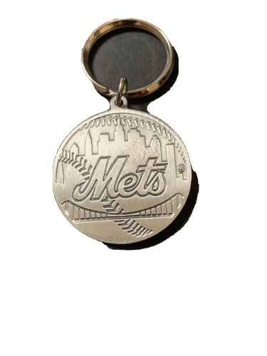 Citi Field Ceremonial Groundbreaking SGA 2006 New York Mets Silver Keychain Mint