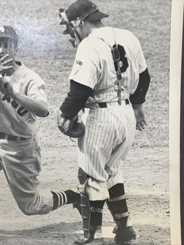 1951 YOGI BERRA #8 YANKEES 8x10 Original Wire PHOTO AP Acme News Play At Plate