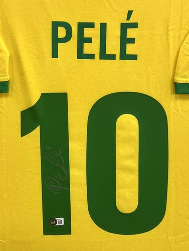 Pele Signed CBD Brazil World Cup Soccer Jersey Framed #10 Autograph Beckett COA