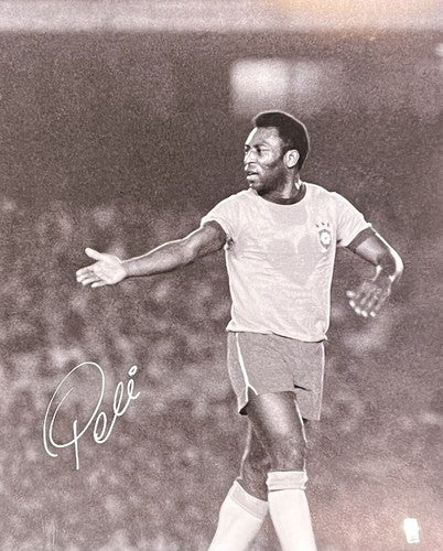 Pele Signed 16x20 Photo Heart Shaped Sweat Framed Auto Brazil Soccer Pele Holo