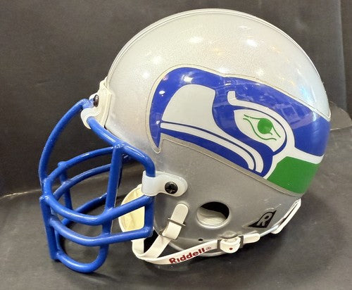 Seatle Seahawks 3 & 5/8th Riddell Mini Helmet Metal Mask Rare