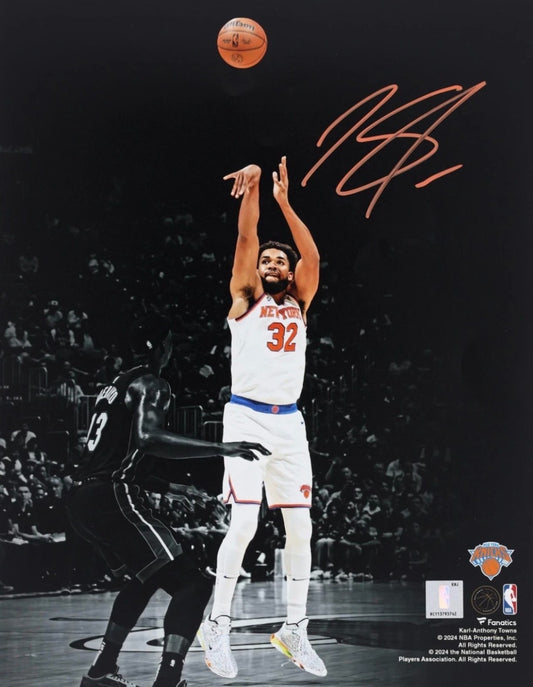 Karl Anthony Towns Signed 11x14 Framed Photo w/Coin Auto Fanatics COA NY Knicks