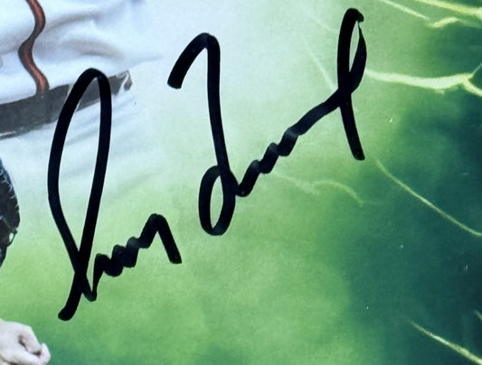 Under Wraps Greg Maddux Signed 8x10 Emanate Photo /99 Auto Fanatics Braves HOF
