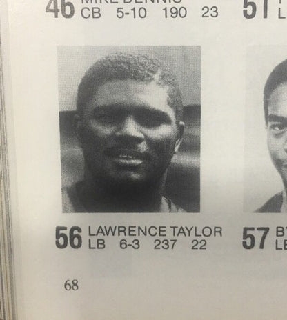 PRO Gameday Official Program Cowboys vs Giants dec 1981 Lawrence Taylor Rookie