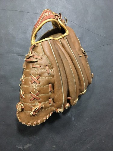 Reggie Jackson Vintage Rawlings Leather Rht 6884 Glove Deep Well Pocket NM NICE