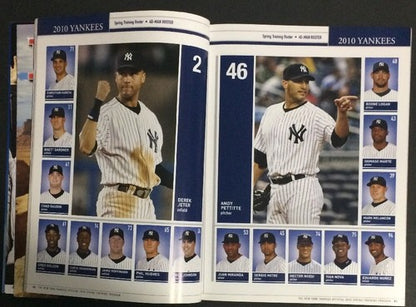 MLB 2010 YANKEES SPRING TRAINING PROGRAM DEREK JETER NEAR MINT