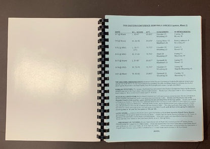 2000 NBA Playoffs Playoff Press Media Guide Knicks Patrick Ewing Jeff Van Gundy