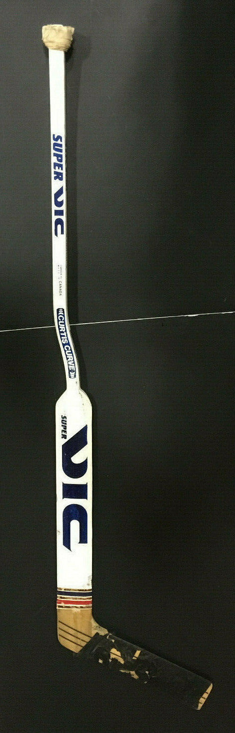 Kelly Hrudey Islanders Goalie game used Super Vic Curtis Curve hockey stick COA