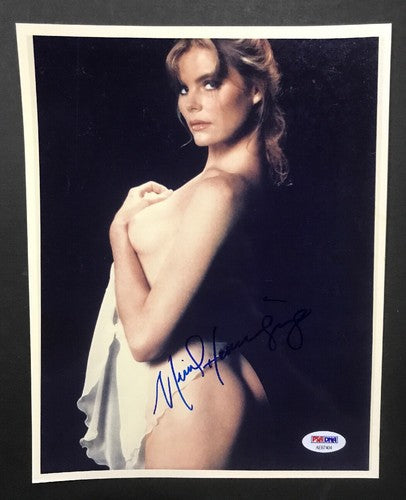 Mariel Hemingway Signed 8x10 Photo Mint Autograph Sexy Pose Nude PSA COA