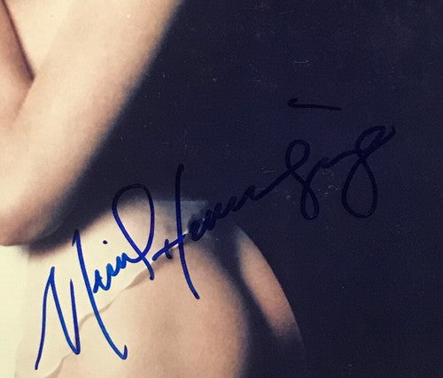 Mariel Hemingway Signed 8x10 Photo Mint Autograph Sexy Pose Nude PSA COA