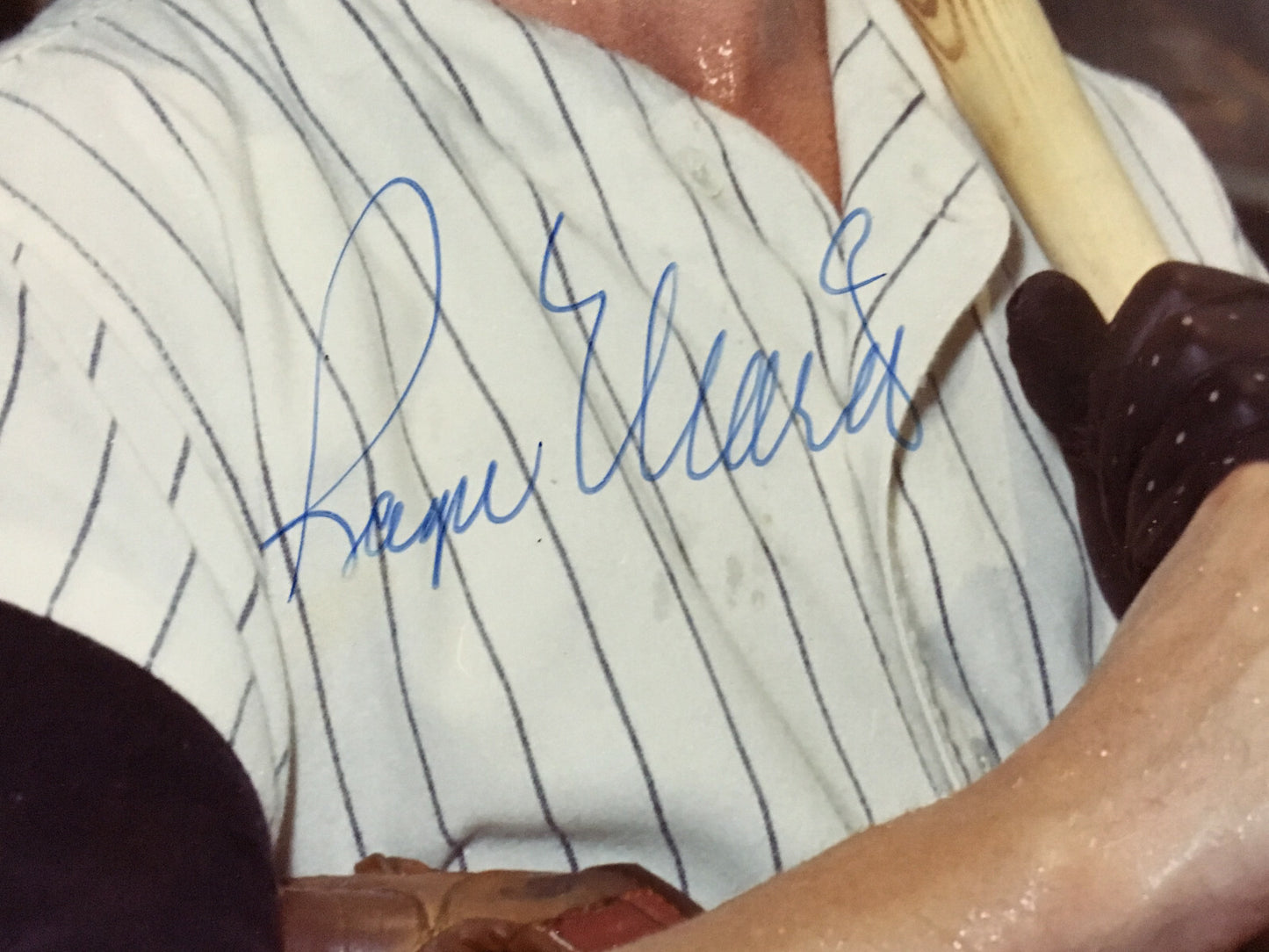 Roger Maris signed 8x10 photo framed Yankee coin Autograph JSA PSA LOA