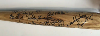 1996 Yankees Team Signed World Series Game bat Derek Jeter Rivera 25 + Auto PSA