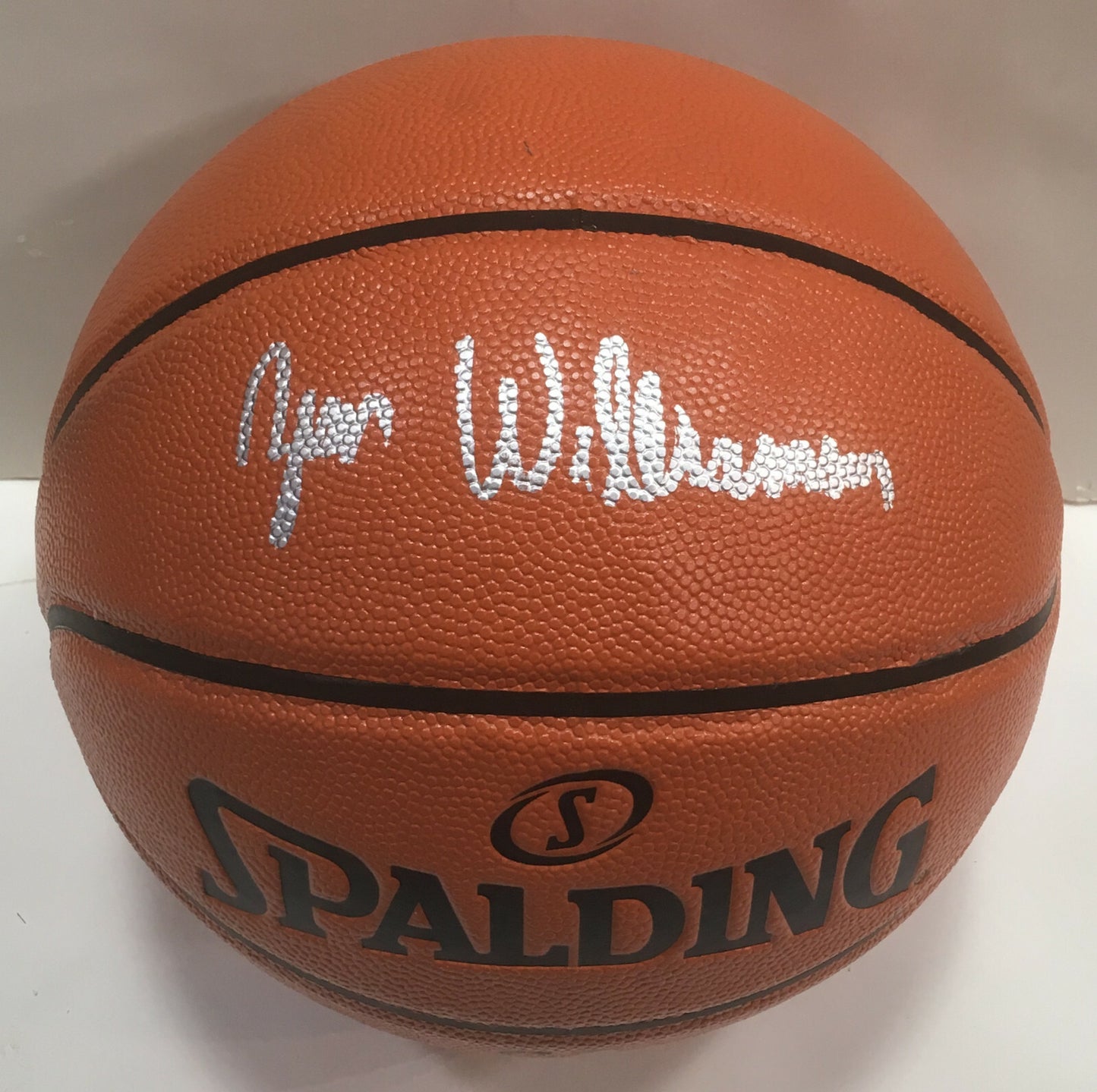 Zion Williams Pelicans signed Spalding Basketball Rookie Autograph Fanatics COA