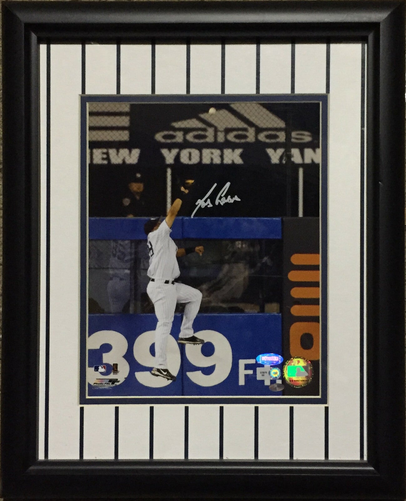 Melky Cabrera Yankees Signed 8x10 Catch photo framed Autograph Steiner COA