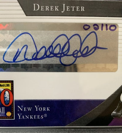 DEREK JETER 2005 ULTIMATE HAWAII Trade Signature Supremacy AUTO 2/10 PSA 9 1/1