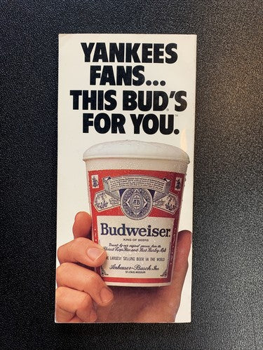 1985 New York YANKEES Official Media GUIDE Yearbook Don Mattingly Cover #23