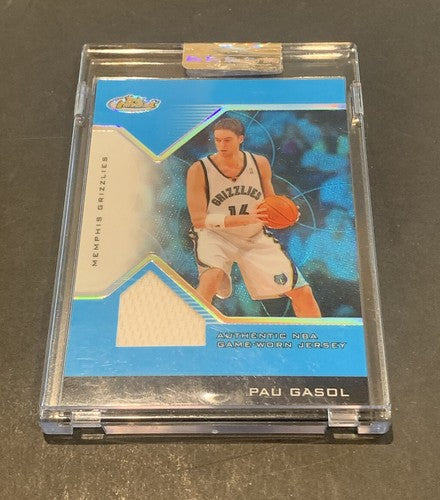 2004-05 Topps Finest Game Used Jersey BLUE REFRACTOR Pau Gasol 1/50 Mint Sealed