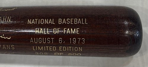 Roberto Clemente Louisville 1973 HOF Commemorative Bat 500 Mint Warren Spahn