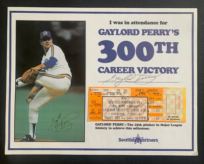 GAYLORD PERRY SIGNED 300 WIN TICKET & Photo MARINERS HOF Autograph CBM Coa Mint