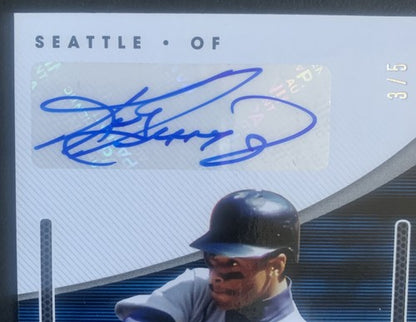 Ken Griffey Jr. Signed 2021 Panini Absolute Iconic Ink Mint Auto /5 Mariners HOF