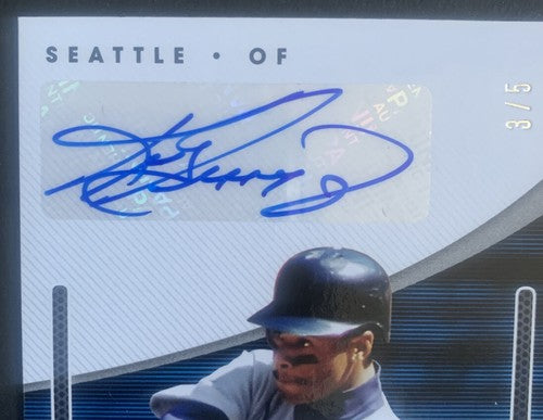 Ken Griffey Jr. Signed 2021 Panini Absolute Iconic Ink Mint Auto /5 Mariners HOF