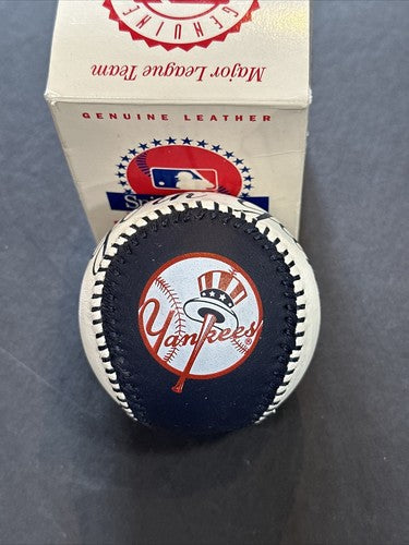 New York Yankees Spinneybeck 1996 World Series Baseball Leather Derek Jeter New