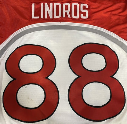 Eric Lindros Team Canada Authentic Vintage Bauer Jersey Fight Strap Sz 44 HOF
