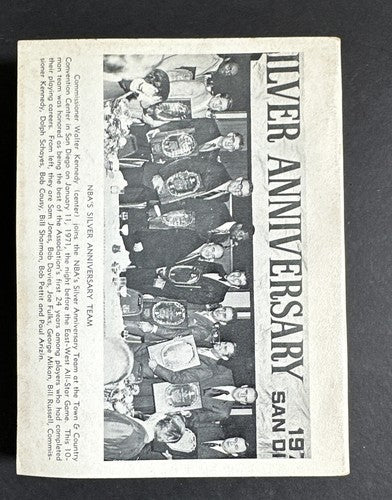 1971 /72 The Sporting News NBA Guide book Lew Alcindor Bucks Kareem Abdul Jabbar