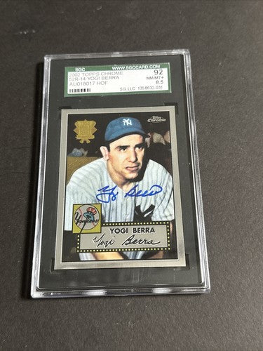 2002 TOPPS Chrome 1952 YOGI BERRA On Card Mint AUTO SGC 8 Mint + Rare Hof