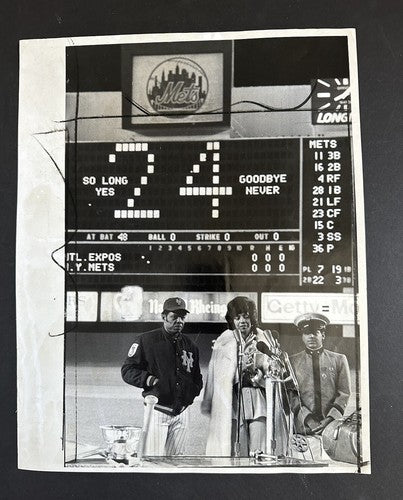 Willie Mays Night 9/25/ 1973 Ny Mets 11x14 Original Wire Photo Shea Stadium #24