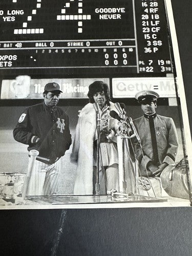 Willie Mays Night 9/25/ 1973 Ny Mets 11x14 Original Wire Photo Shea Stadium #24