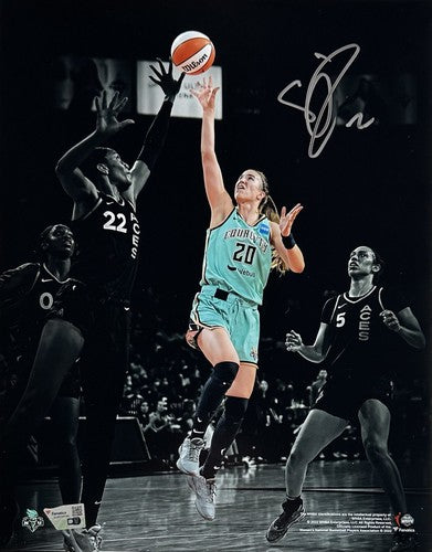 Sabrina Ionescu Signed 11x14 Framed Photo NY Liberty Autograph Fanatics COA