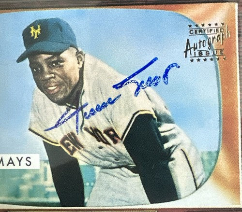 Willie Mays Signed 1996 Topps CERTIFIED Issue 1955 Bowman On Card Auto PSA Coa