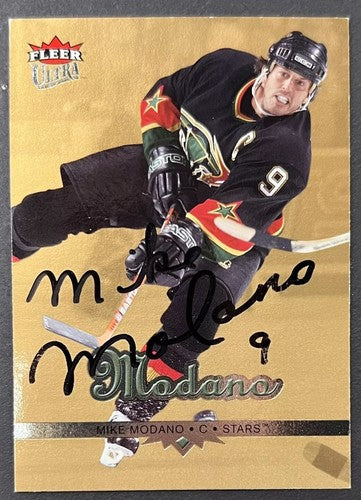 Mike Modano Signed 2005 / 06 Fleer Ultra Gold North Stars Bold Auto HoF JSA COA
