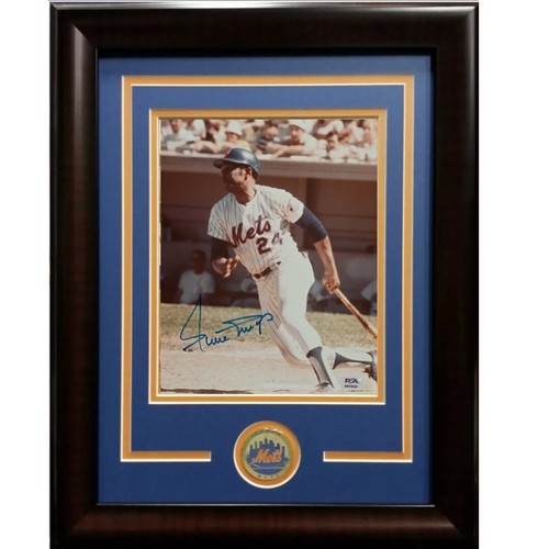 Willie Mays Ny Mets Signed 8x10  Action Photo Framed Bold Hof Auto PSA Coa