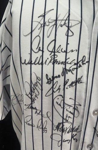 1996 Yankees WS Champs Team Signed Game Used Authentic Jersey 28 Auto Jeter PSA