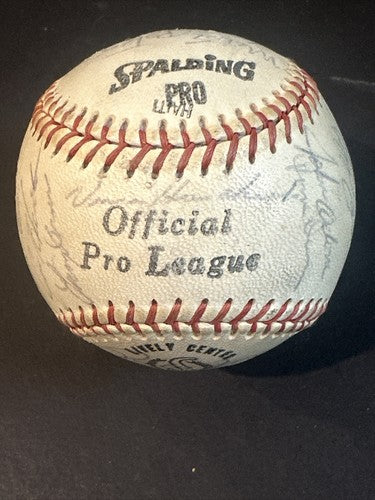 1971 Oakland A’s Team Signed baseball 30 Auto Reggie Jackson Catfish Hunter JSA