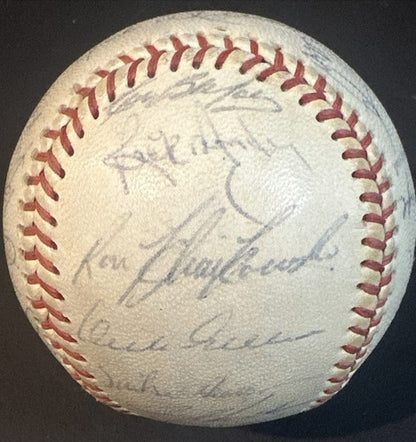 1971 Oakland A’s Team Signed baseball 30 Auto Reggie Jackson Catfish Hunter JSA