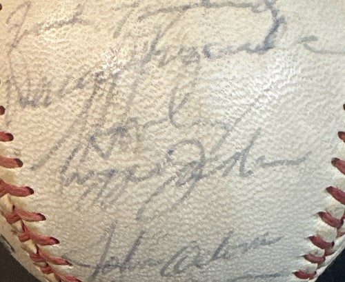 1971 Oakland A’s Team Signed baseball 30 Auto Reggie Jackson Catfish Hunter JSA