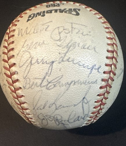 1971 Oakland A’s Team Signed baseball 30 Auto Reggie Jackson Catfish Hunter JSA