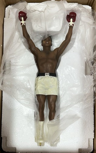 Muhammad Ali The Greatest Sculpture Danbury Mint Figurine Boxing Champion New Le