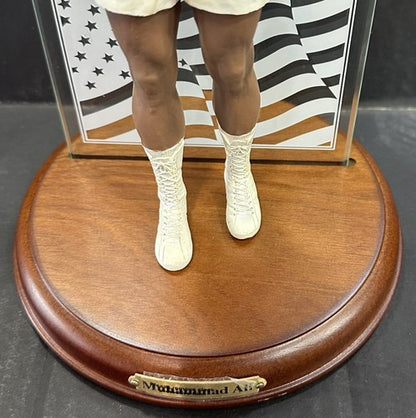 Muhammad Ali The Greatest Sculpture Danbury Mint Figurine Boxing Champion New Le