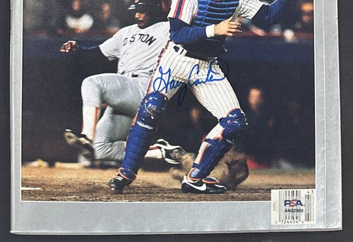 Gary Carter Signed METS 1986 WORLD SERIES SI No Label Full Magazine Auto PSA LOA