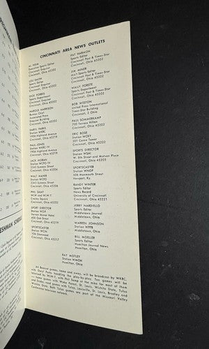 1965 66 University of Cincinnati Bearcats Basketball Media Yearbook Guide Nice