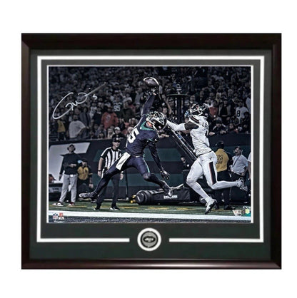 Garrett Wilson NY Jets Signed 16x20 Framed One Hand Catch Photo Auto Fanatics