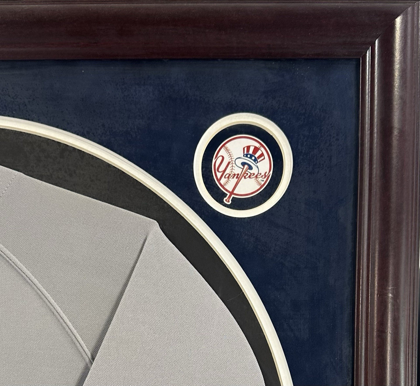 Derek Jeter Signed Yankees Majestic Authentic Jersey Framed Auto Steiner MLB HOF