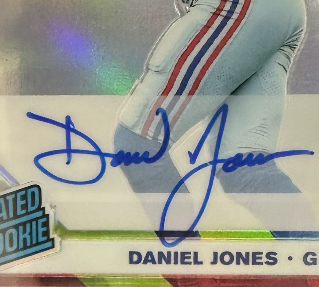 2019 Donruss Optic Daniel Jones Rated Rookie Auto /35 Purple BGS 9/10 RC Colts