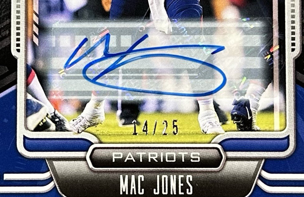 2021 Panini Playbook Football Mac Jones Rookie Auto /25 Platinum RC #109 49ers