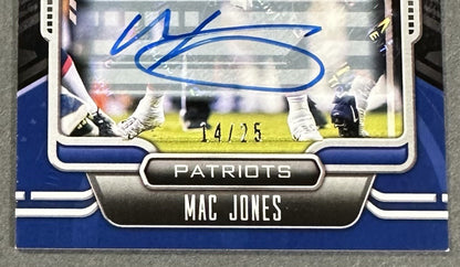 2021 Panini Playbook Football Mac Jones Rookie Auto /25 Platinum RC #109 49ers