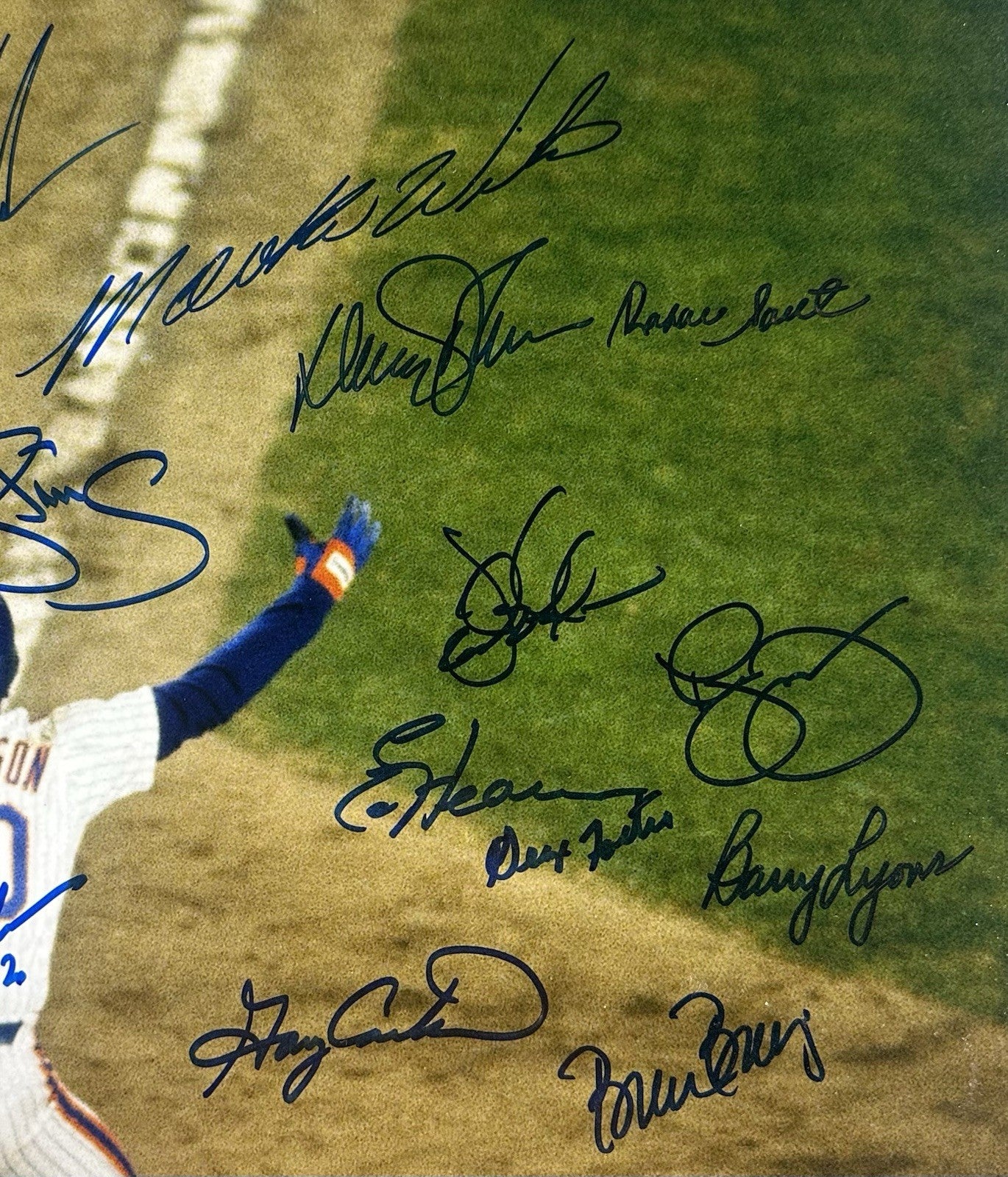 1986 NY Mets WS Team Signed 16x20 Framed Photo 26 Auto Gary Carter MLB Holo HOF